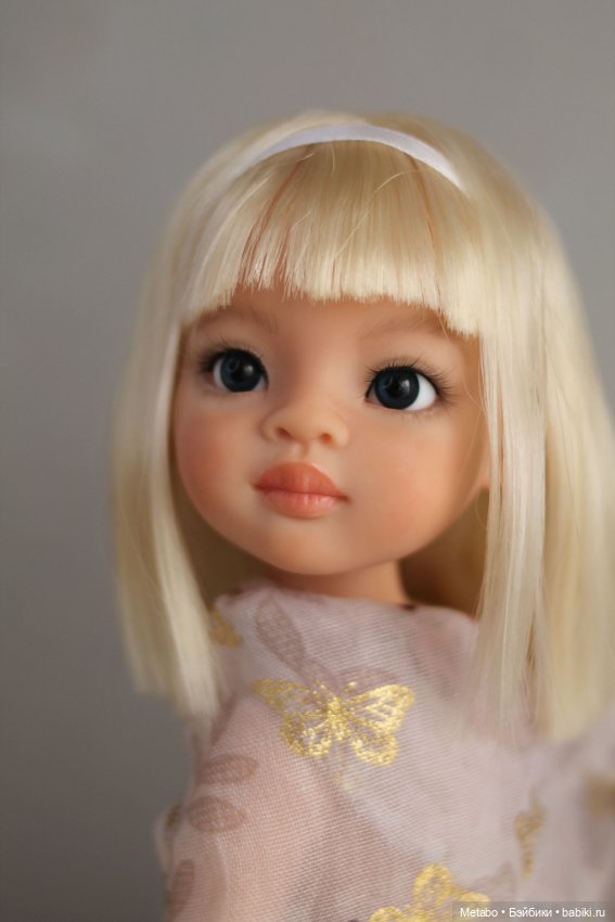 Моя новенькая. Маника Паола Рейна и фото с круговой лампой