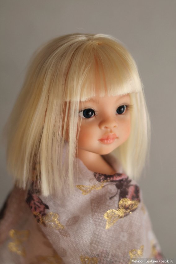 Моя новенькая. Маника Паола Рейна и фото с круговой лампой