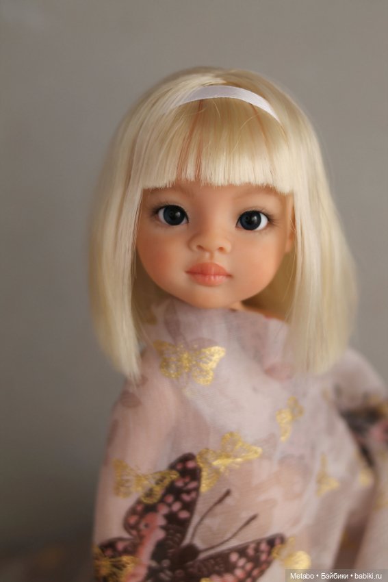 Моя новенькая. Маника Паола Рейна и фото с круговой лампой