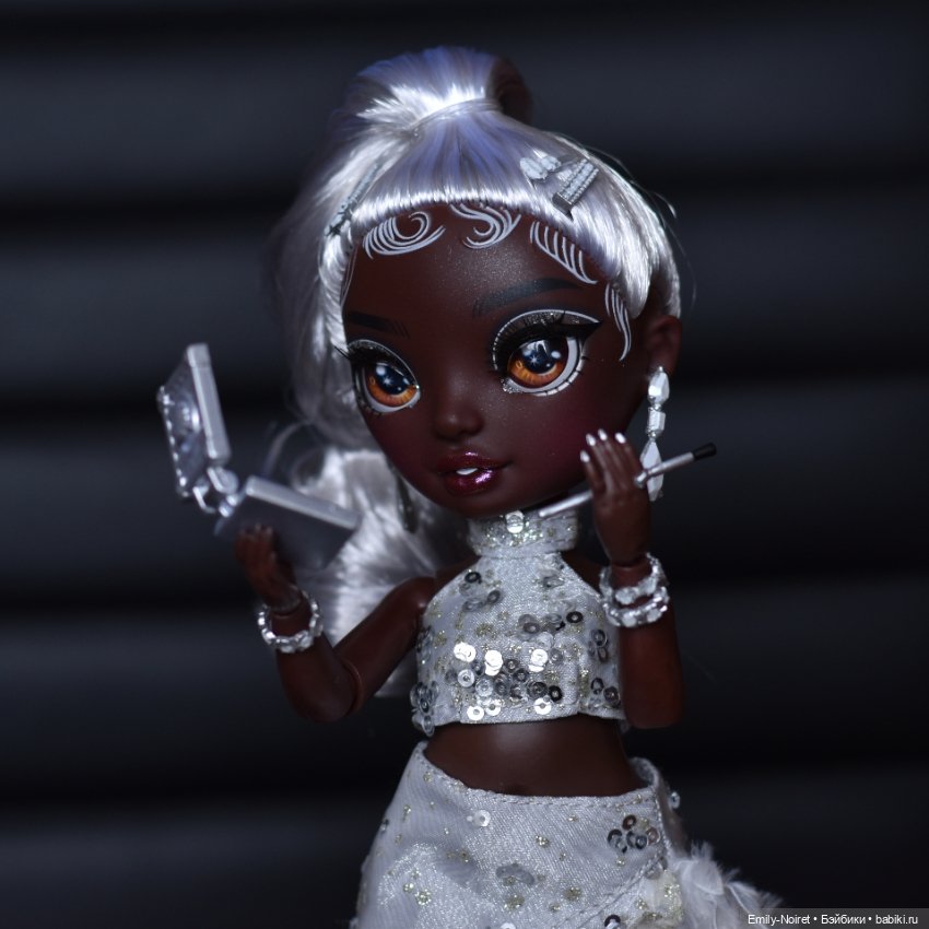 Rainbow High Vision Divas Ayesha Sterling (фото 10)