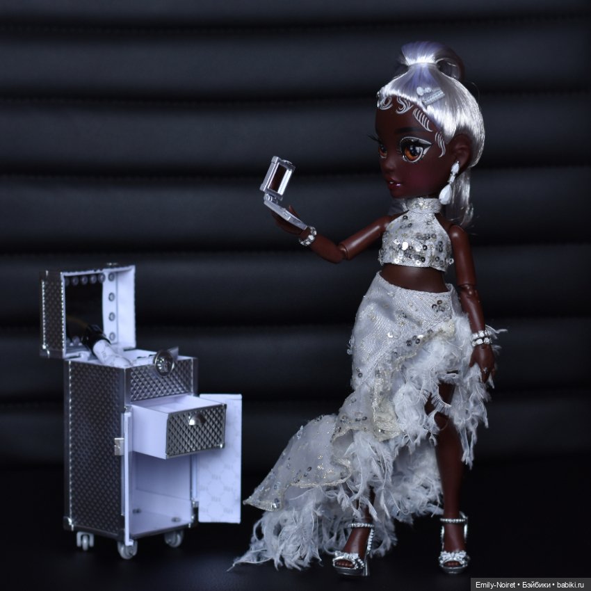 Rainbow High Vision Divas Ayesha Sterling (фото 9)