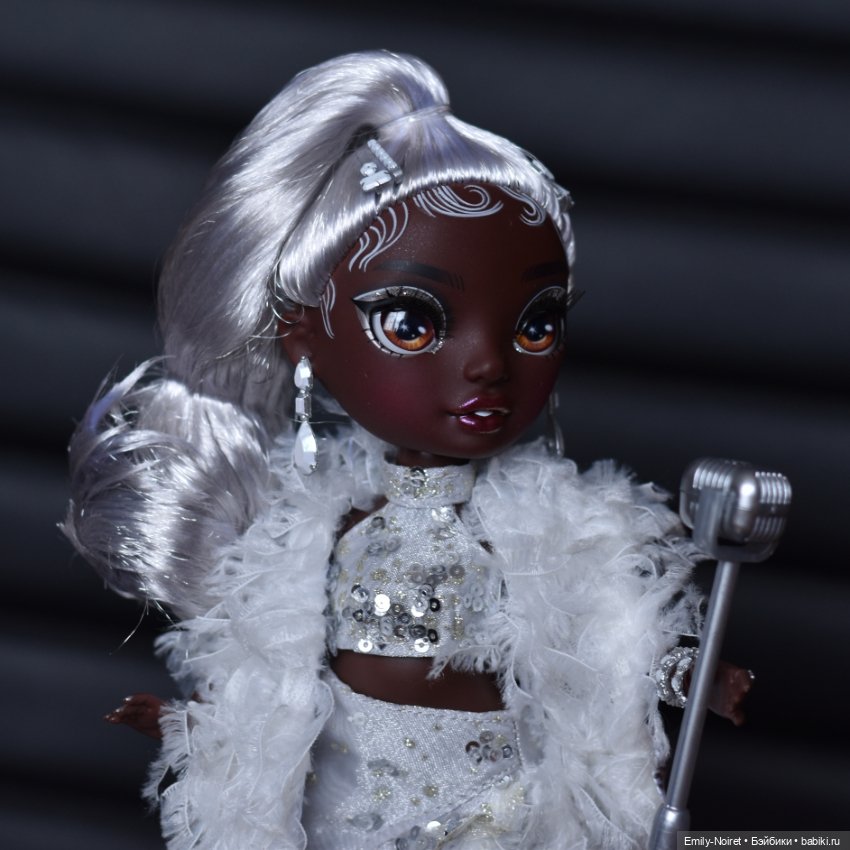 Rainbow High Vision Divas Ayesha Sterling (фото 2)