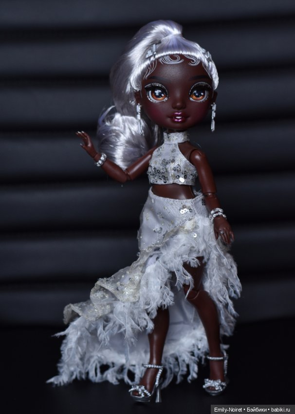 Rainbow High Vision Divas Ayesha Sterling (фото 3)