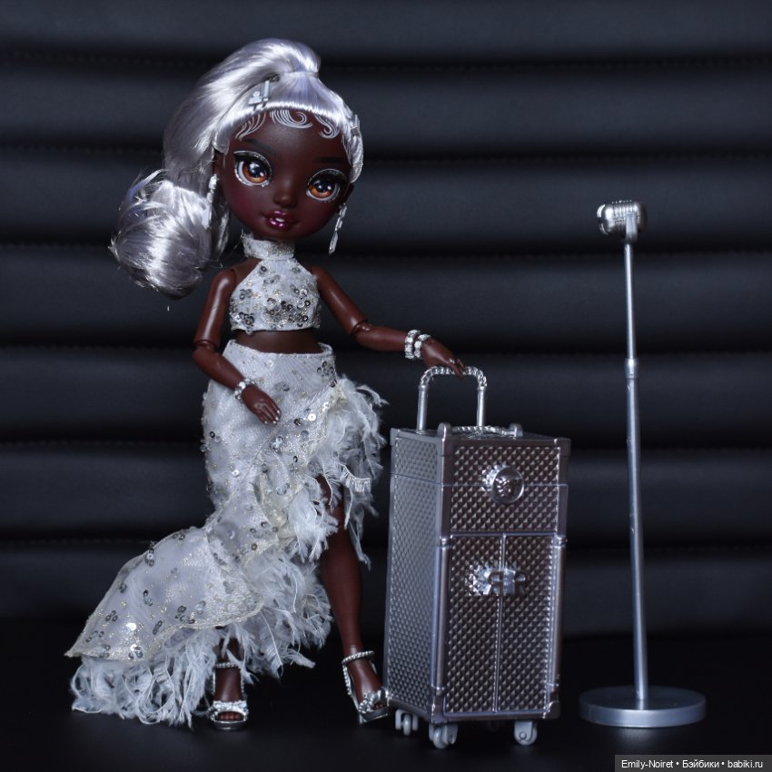 Rainbow High Vision Divas Ayesha Sterling (фото 5)