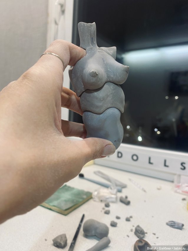Новенькая девочка — Авторские шарнирные куклы своими руками: лепка (фото 4)