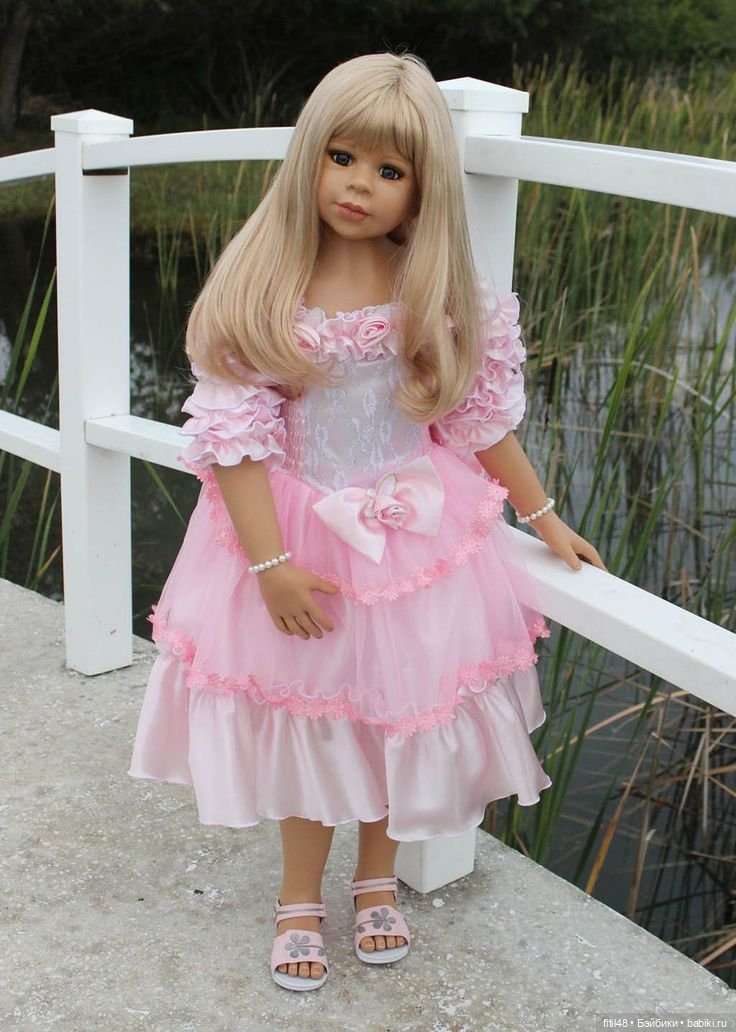 Прелестные куклы Моники Левениг