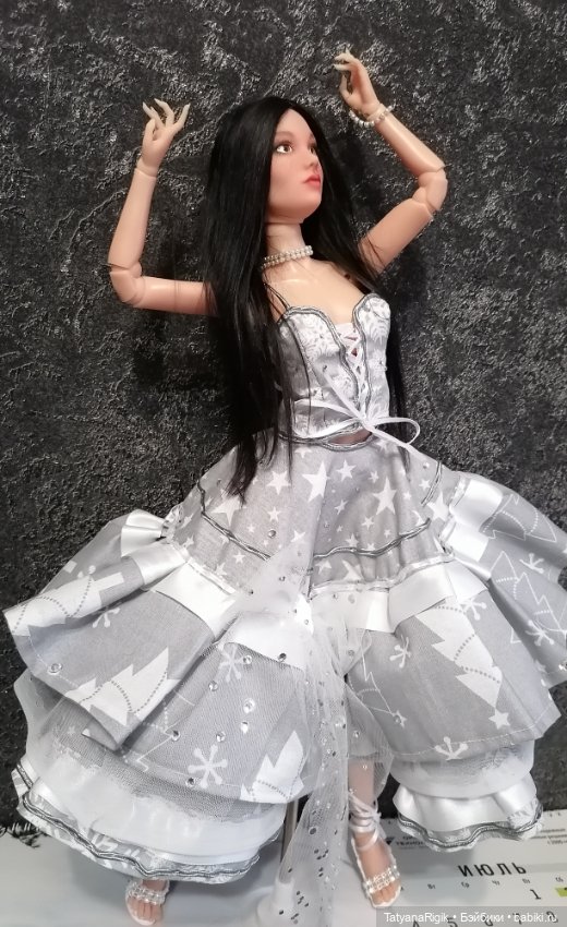 Новогоднее платье — Одежда и обувь для кукол BJD (БЖД): 1/3