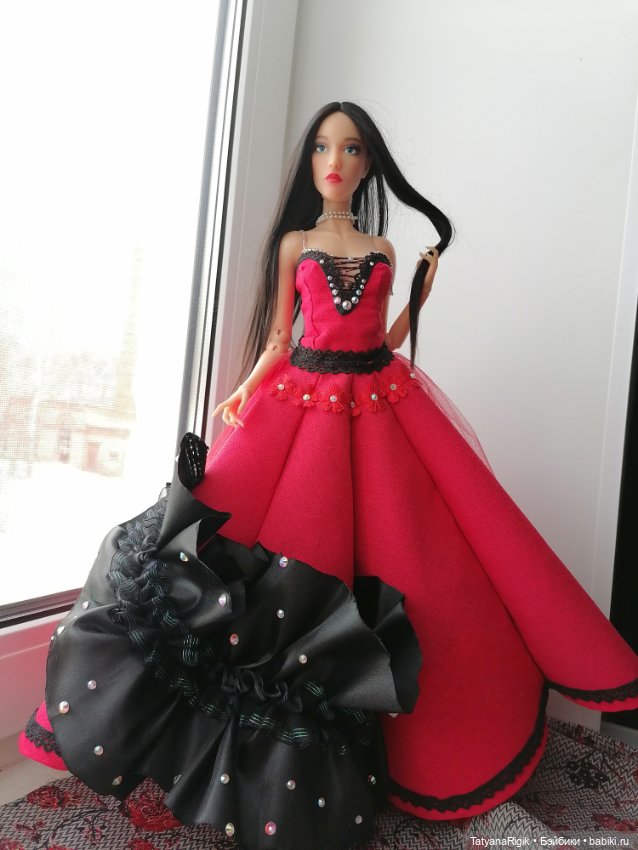 Яркое платье — Одежда и обувь для кукол своими руками: фото