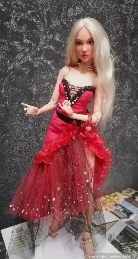 Яркое платье — Одежда и обувь для кукол своими руками: фото