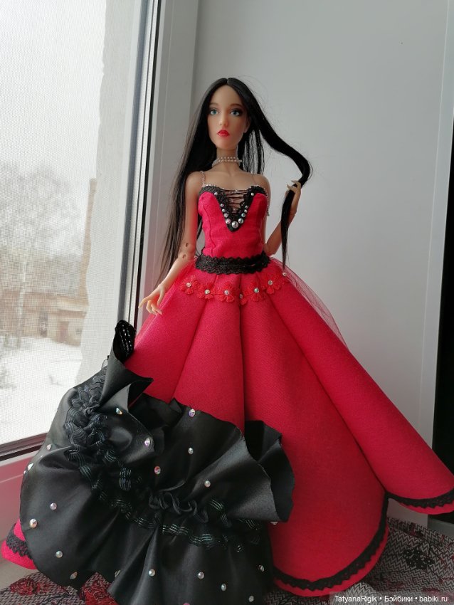 Яркое платье — Одежда и обувь для кукол своими руками: фото