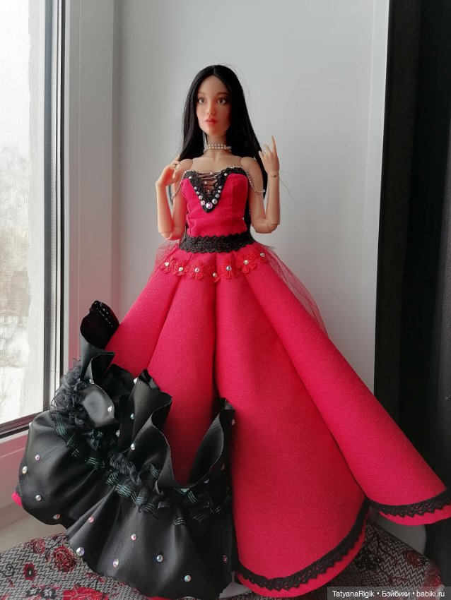 Яркое платье — Одежда и обувь для кукол своими руками: фото