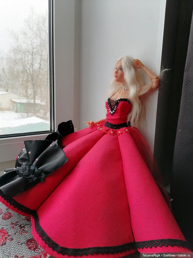 Яркое платье — Одежда и обувь для кукол своими руками: фото