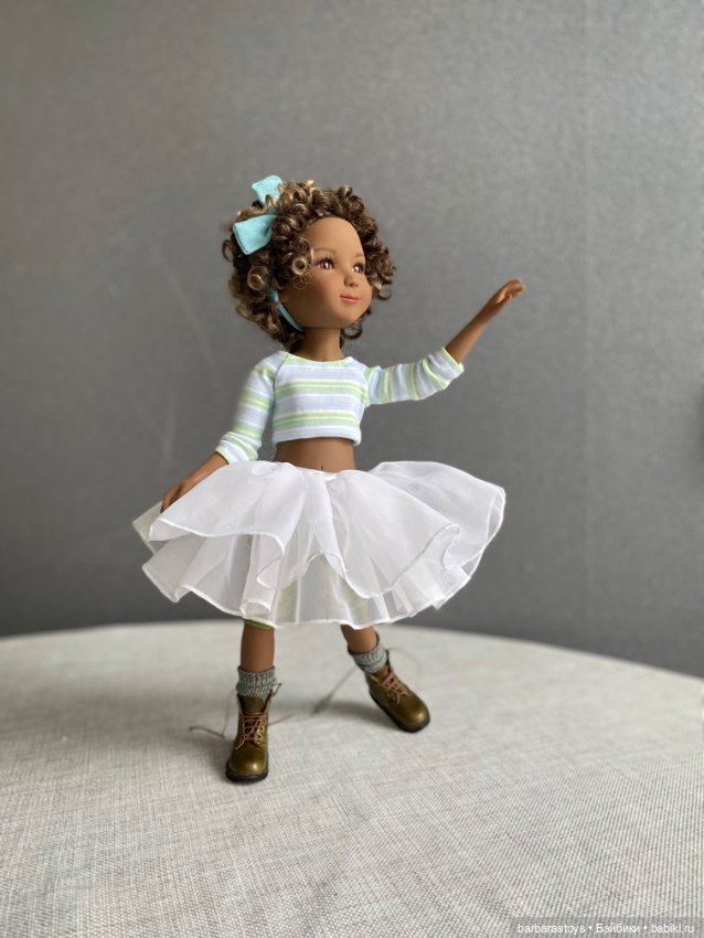 Обувные кукольные будни - хотела показать ботиночки, а получилось то, что получилось (фото 7)