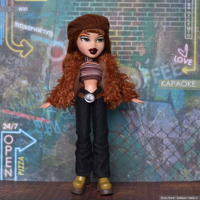 Осенняя Мейган и парижанка Куми