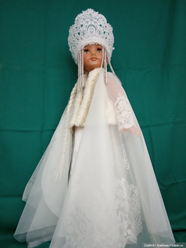 «Во всех ты, душенька, нарядах хороша!..» Снегурочка в золотом (фото 3)