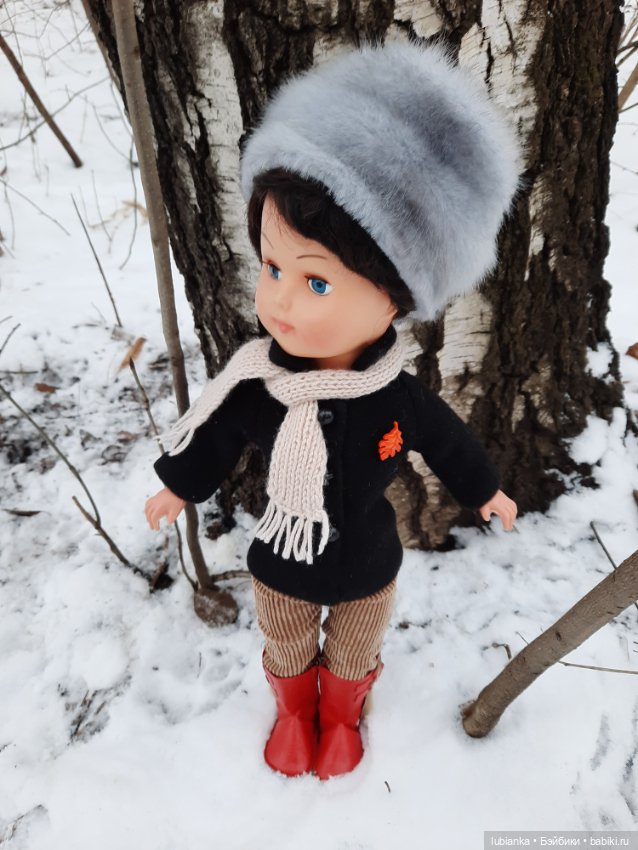 Прогулялись с Мирей❄️🐾❄️🎠