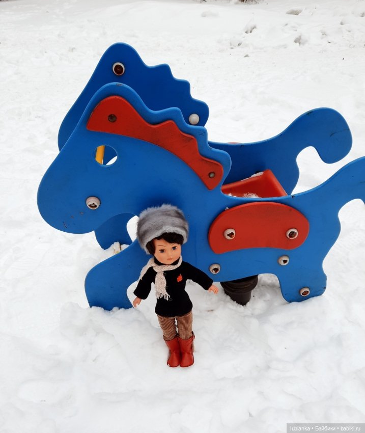 Прогулялись с Мирей❄️🐾❄️🎠