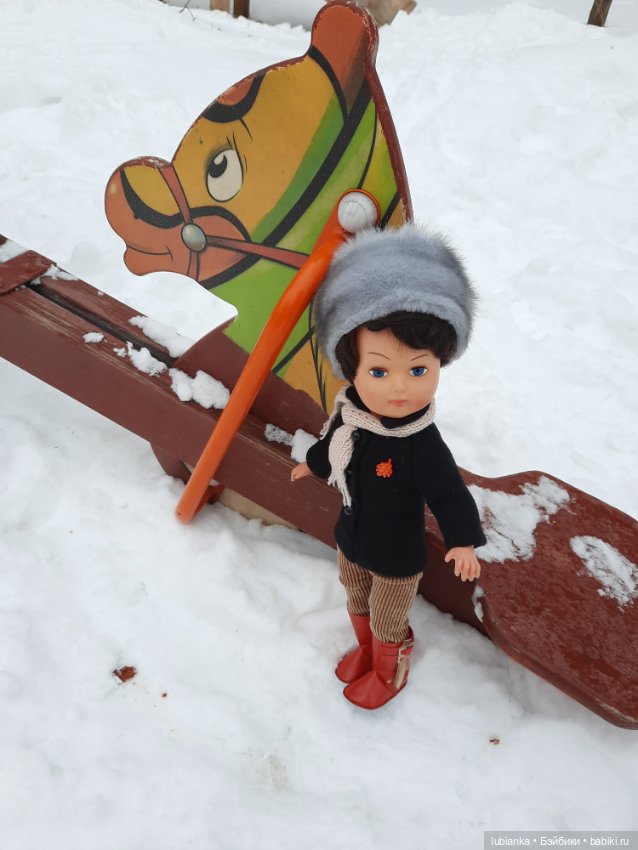 Прогулялись с Мирей❄️🐾❄️🎠