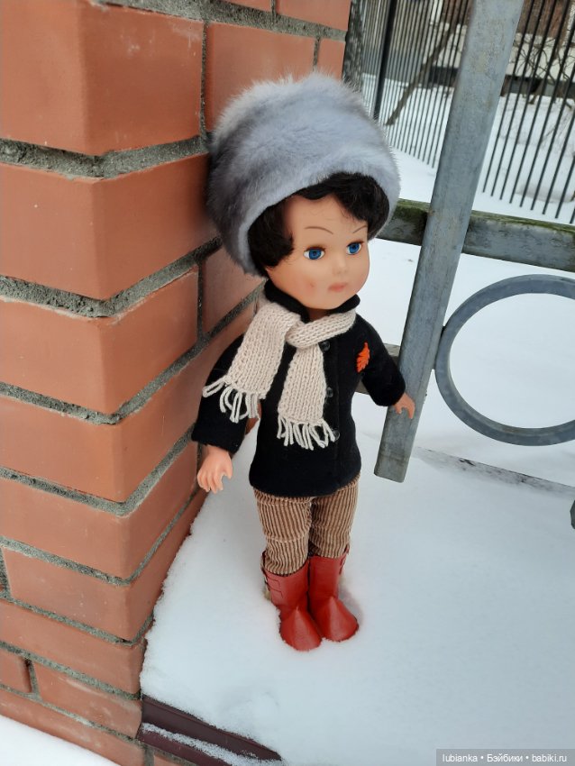 Прогулялись с Мирей❄️🐾❄️🎠