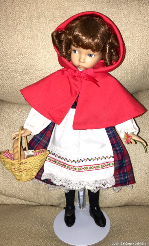 Сказочная серия от Dianna Effner : Золушка, Белоснежка, Красная шапочка, Златовласка и Рапунцель