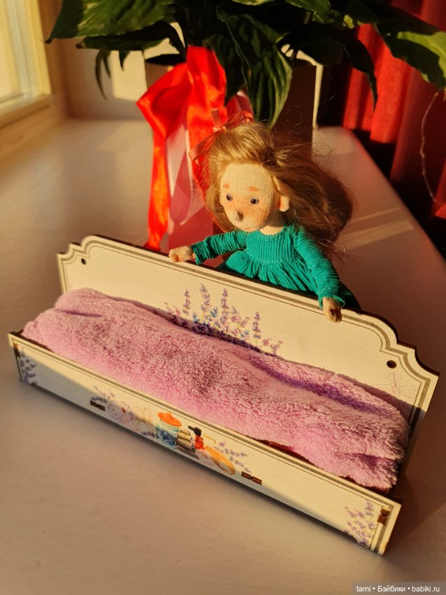 Комнатка для мелких куколок)) (фото 4)
