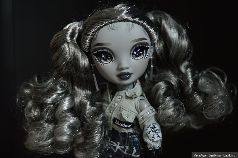 Николь и Оникс Rainbow High