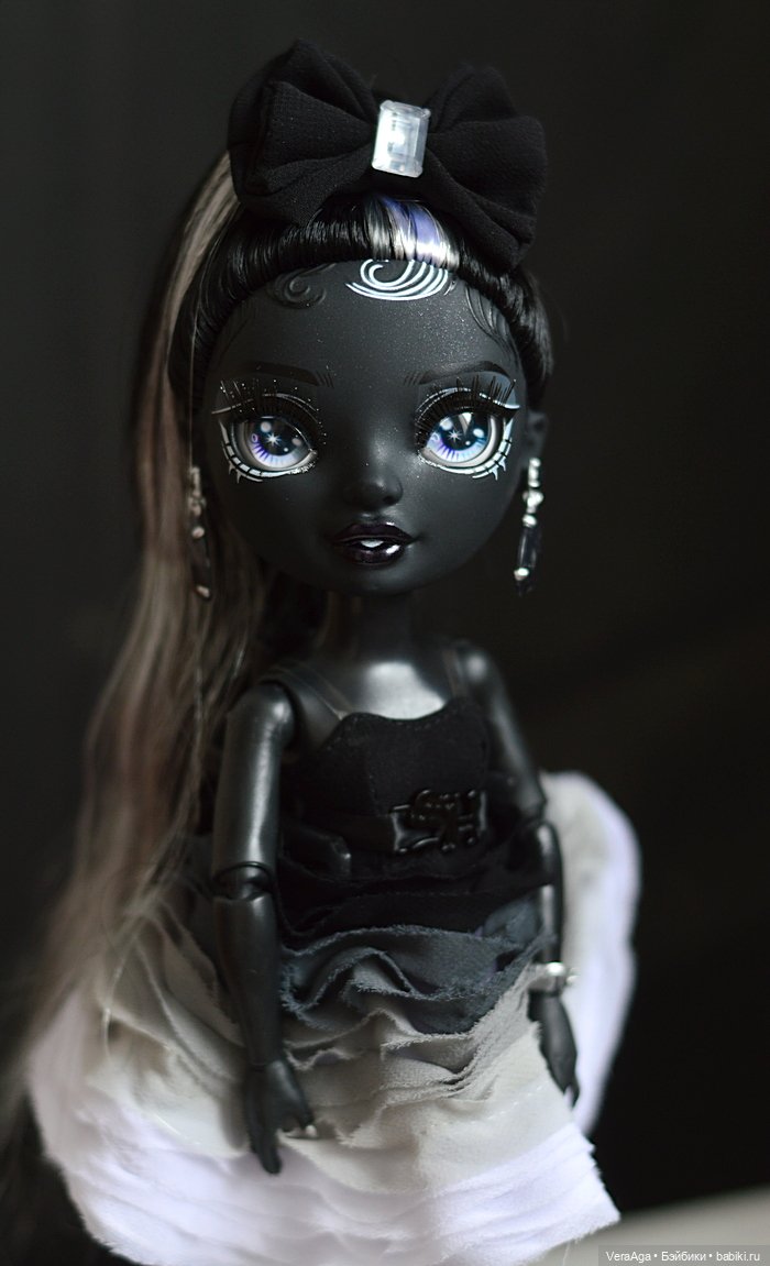 Николь и Оникс Rainbow High (фото 9)