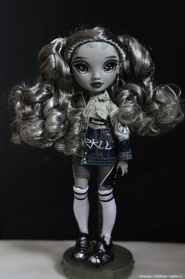 Николь и Оникс Rainbow High