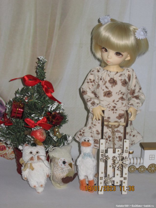 Новое платье у Натки - неожиданно подошло. И немного новогодних фото, хотя на носу уже весна. Литлфи Анте Эльф (фото 8)