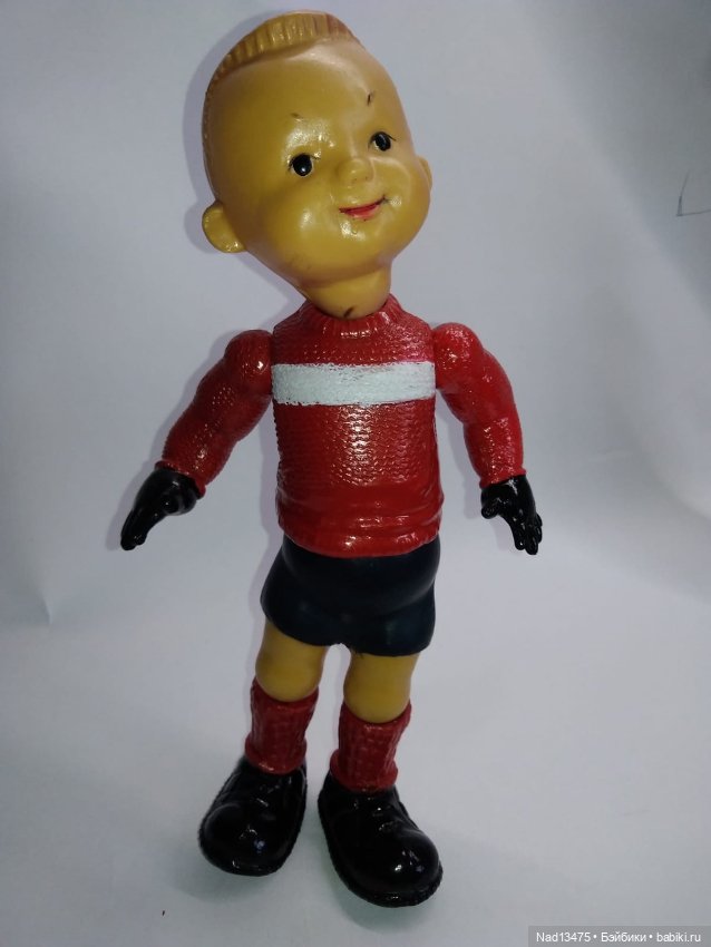 Футболист. Автор М. Вильям