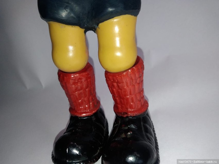 Футболист. Автор М. Вильям