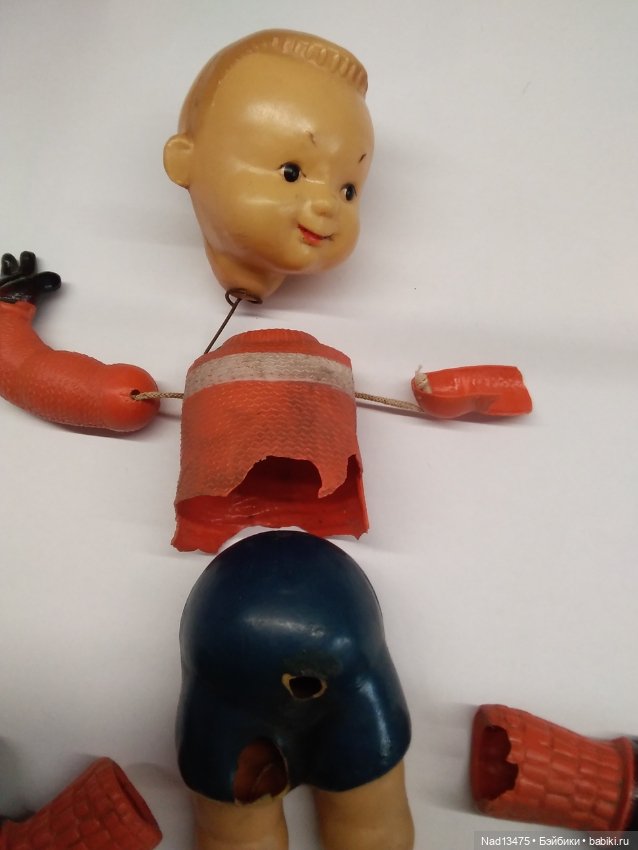 Футболист. Автор М. Вильям