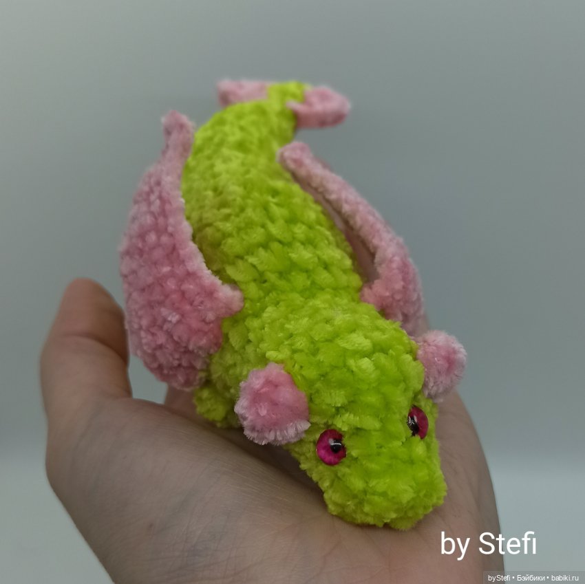 Дракончик из микровелюра — Вязаные игрушки и амигуруми: крючком