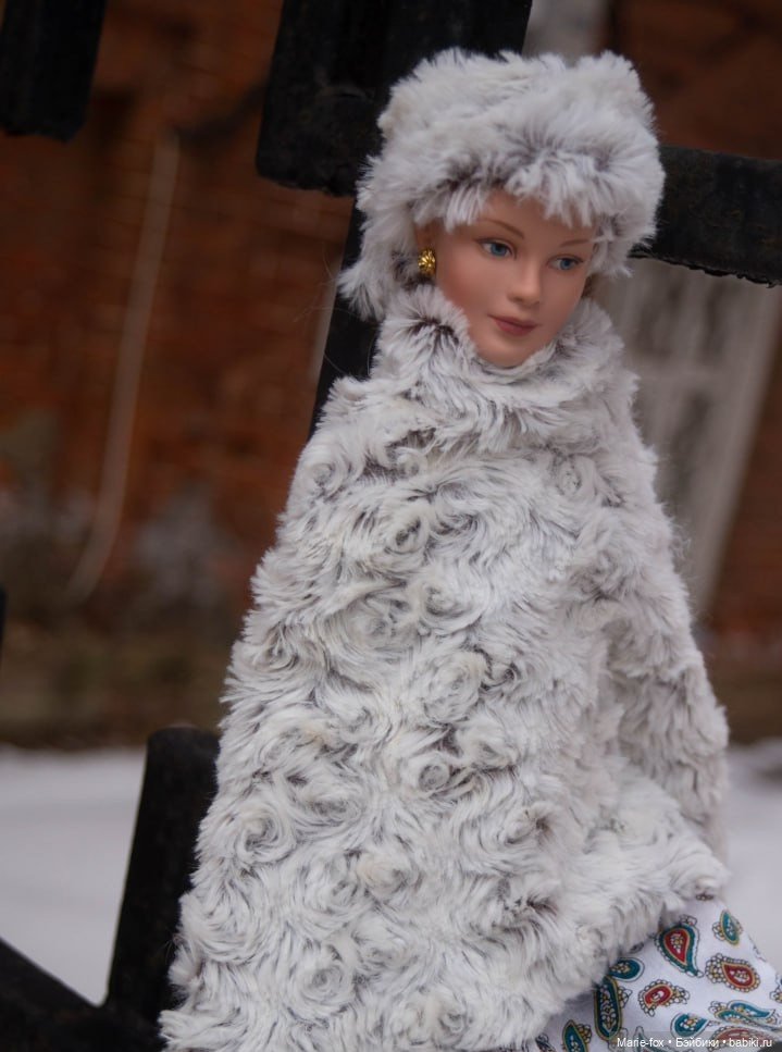 По Сеньке шапка: Арсения гуляет по заснеженному Сарову