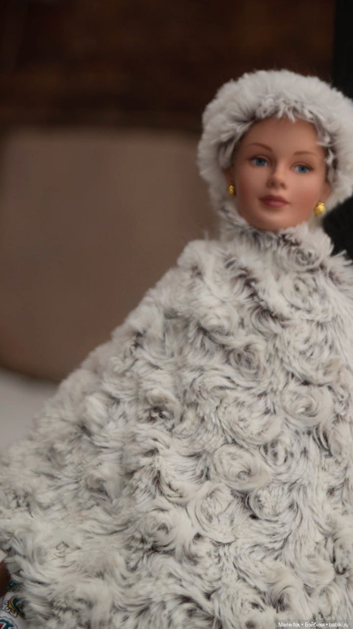 По Сеньке шапка: Арсения гуляет по заснеженному Сарову