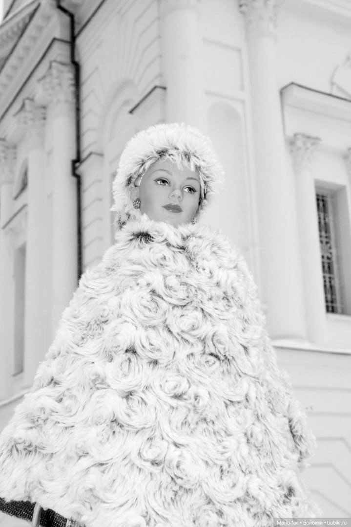 По Сеньке шапка: Арсения гуляет по заснеженному Сарову