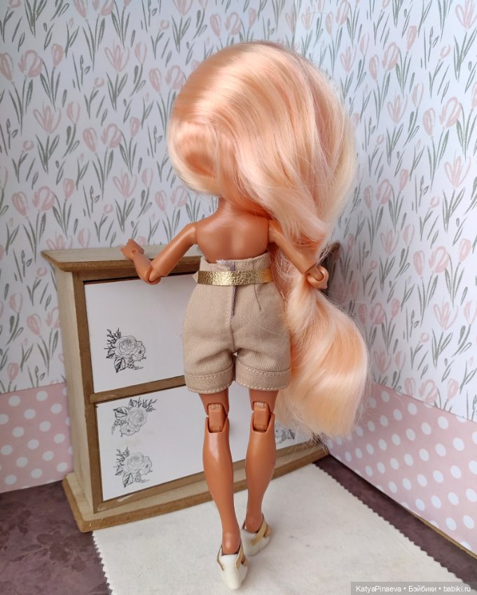 Руки крюки — Куклы Rainbow High (Рейнбоу Хай (фото 4)