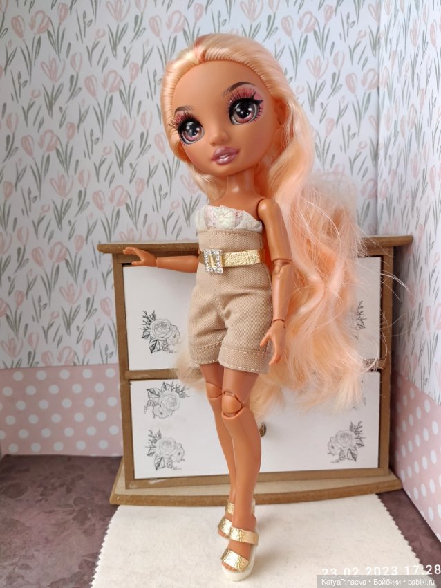 Руки крюки — Куклы Rainbow High (Рейнбоу Хай (фото 2)