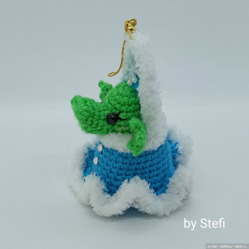 Наконец-то связала Снегурочку и завершила ежегодную коллекцию (фото 3)