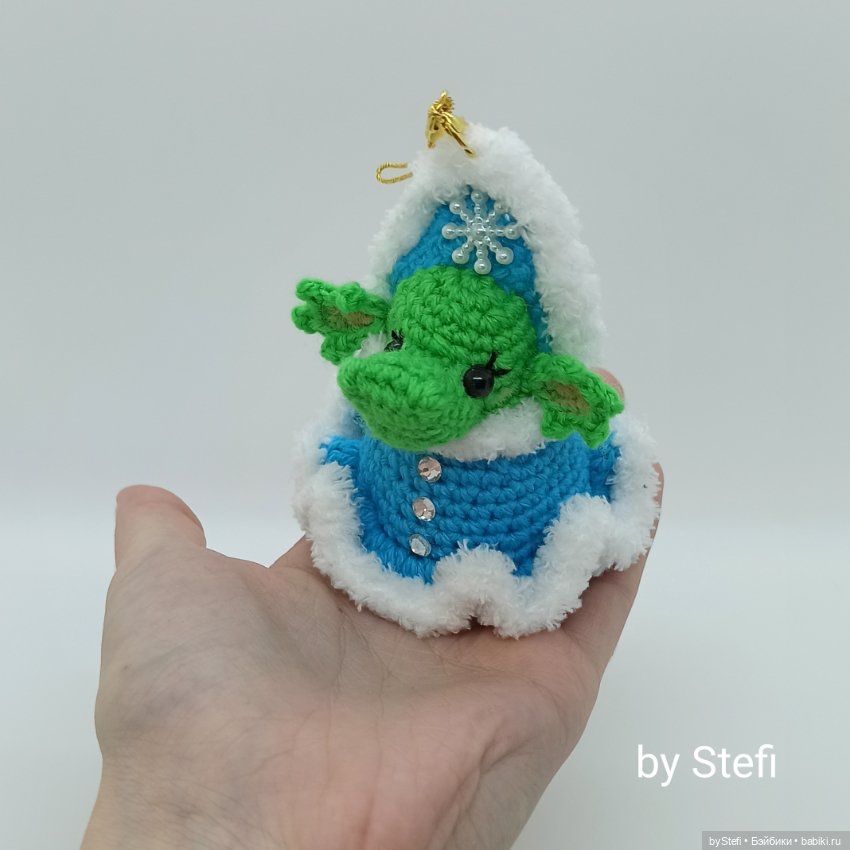 Наконец-то связала Снегурочку и завершила ежегодную коллекцию