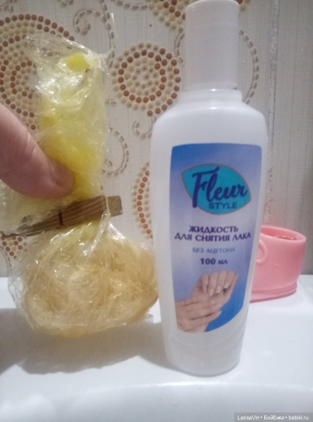 Как очистить волосы от горячего клея (фото 2)