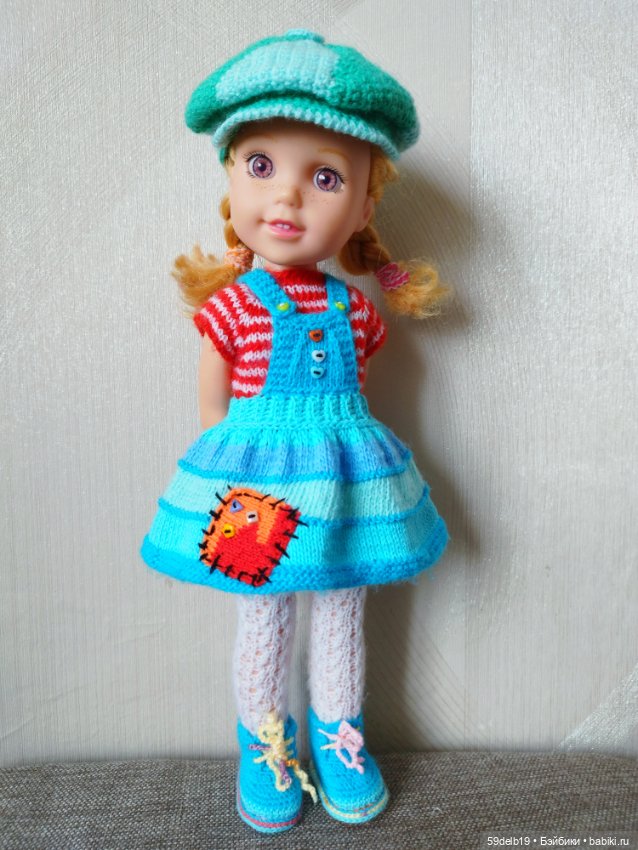 У куклы Кати новый весенний комплект одежды (фото 9)