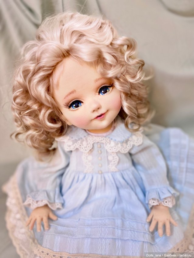 Интерьерная текстильная коллекционная кукла (фото 3)