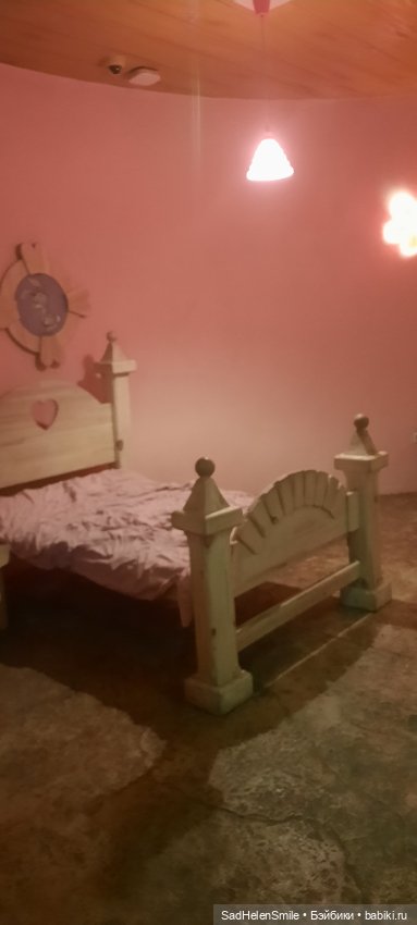 Наташа в гостях у Смурфиков (фото 4)