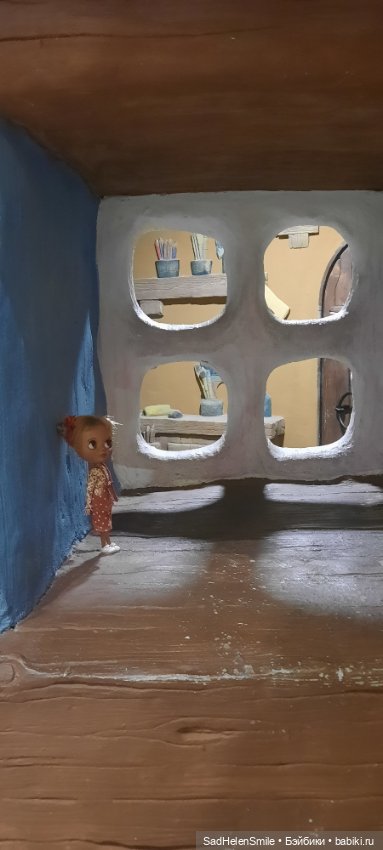 Наташа в гостях у Смурфиков