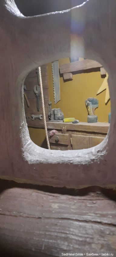 Наташа в гостях у Смурфиков