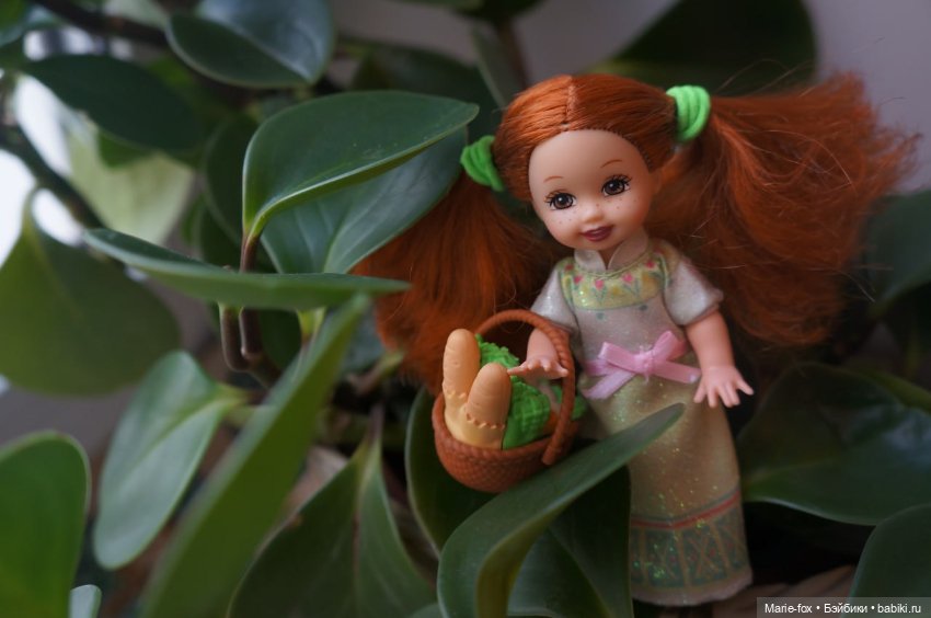 Девочки - цветочки поздравляют с Весной