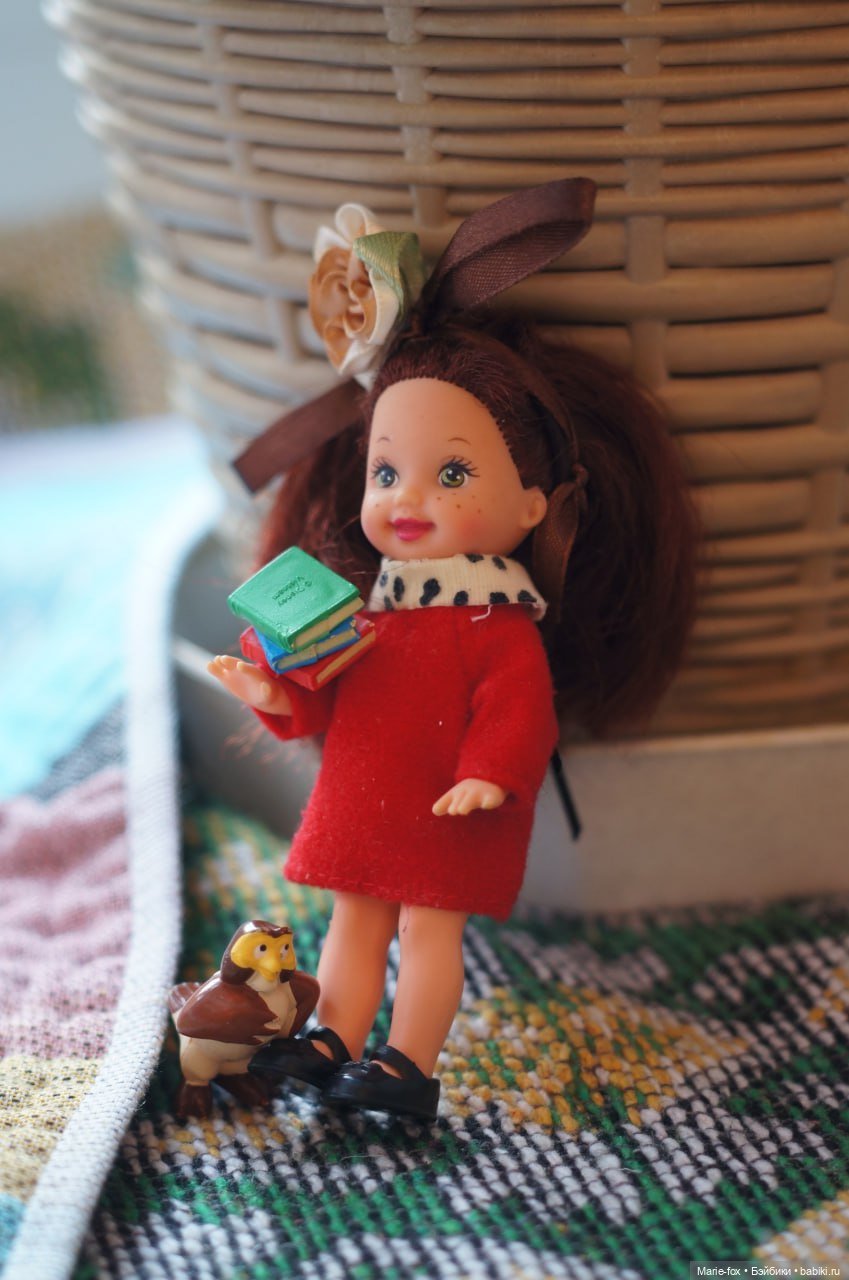 Девочки - цветочки поздравляют с Весной