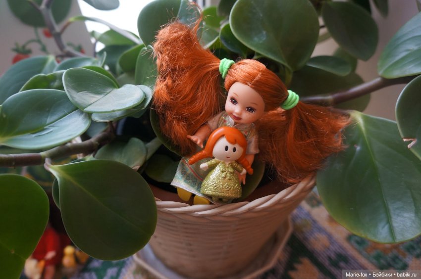 Девочки - цветочки поздравляют с Весной