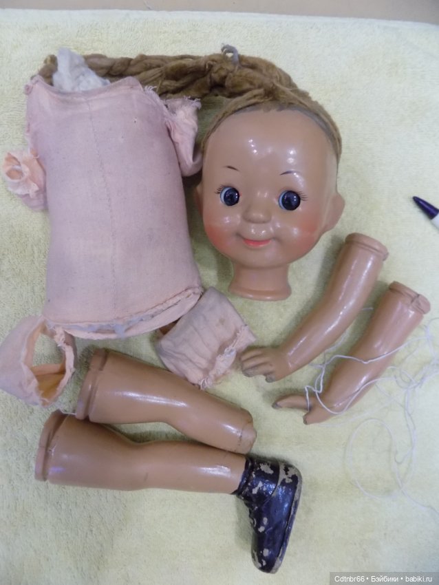 Реставрация опилочной куклы СССР Танюши. Лепим пальцы и ножку (фото 8)